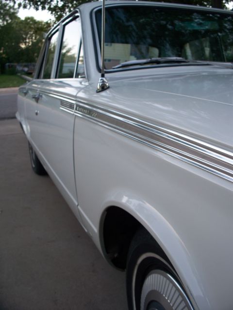 1965 Plymouth Valiant 4 Door - photo 2