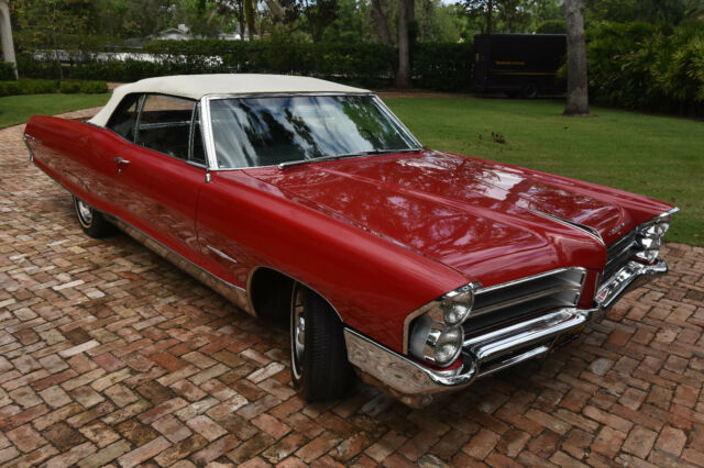 1965 Pontiac Bonneville Convertible - photo 2