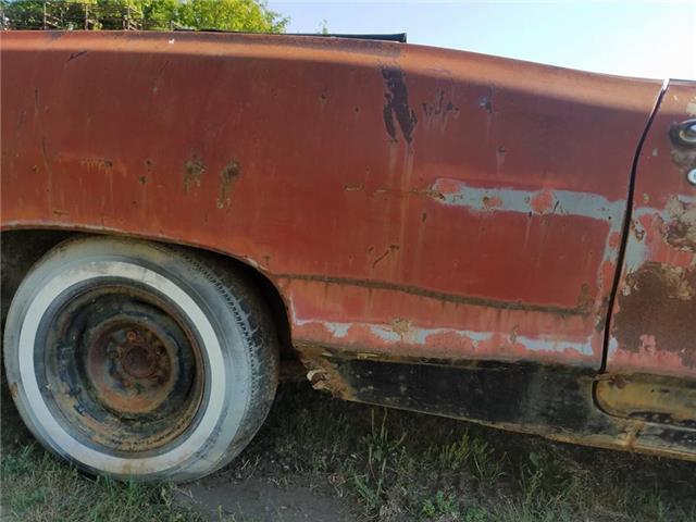 1965 Pontiac Bonneville Convertible - photo 12