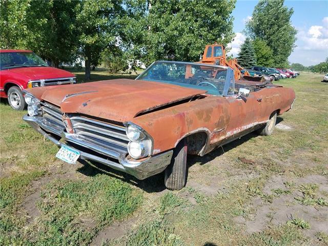 1965 Pontiac Bonneville Convertible - photo 2
