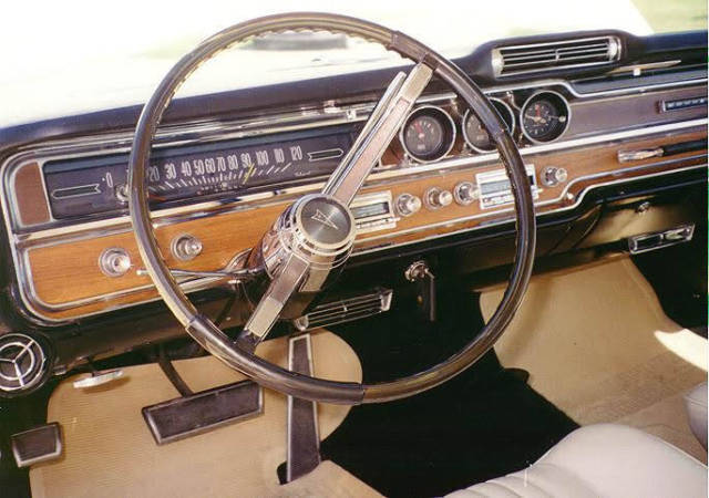 1965 Pontiac Bonneville - photo 2