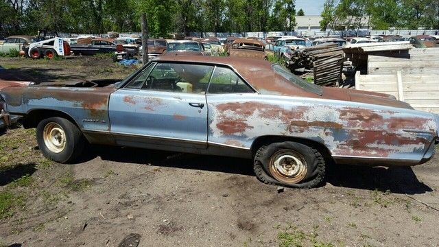 1965 Pontiac Grand Prix - photo 2