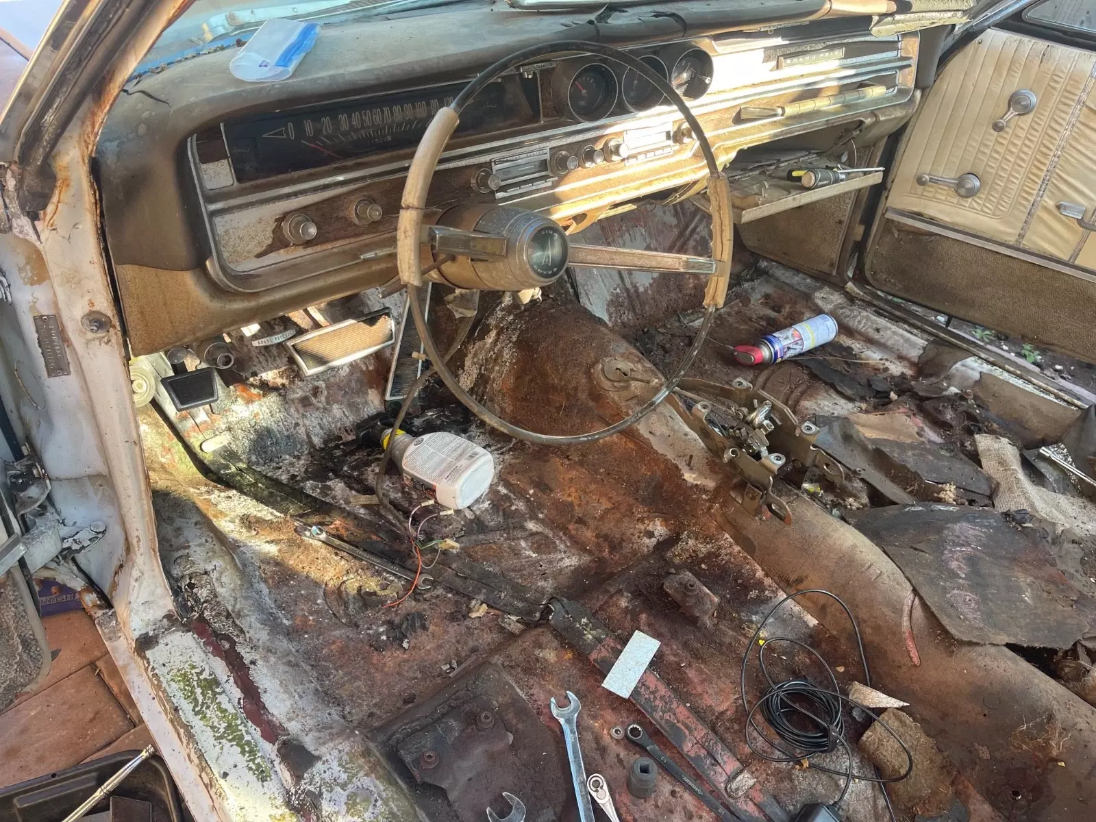 1965 Pontiac Grand Prix - photo 7