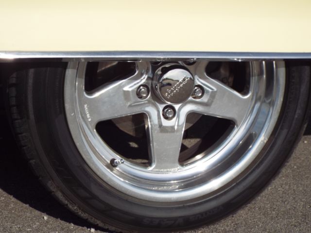 1965 Pontiac Grand Prix - photo 6