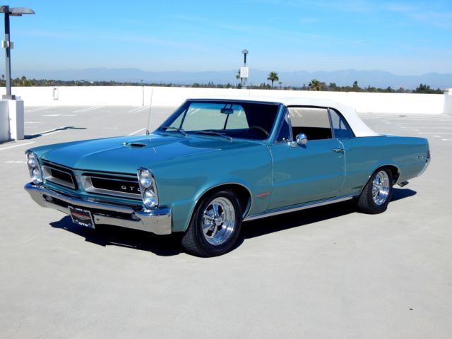 1965 Pontiac GTO 421 Convertible with 4-speed & Tri-power - photo 11