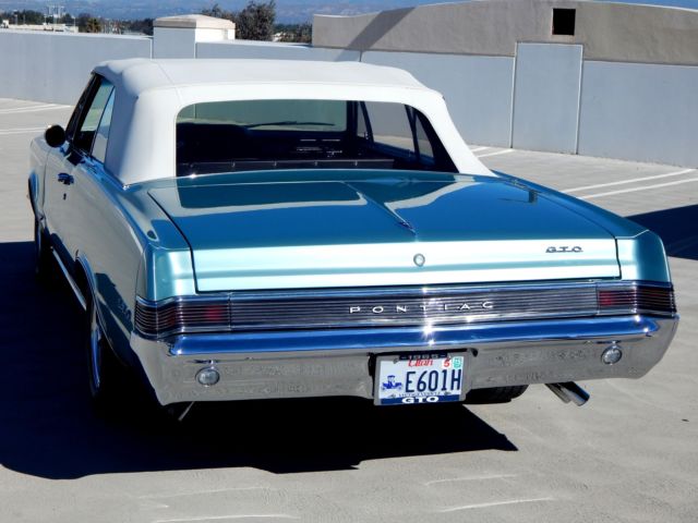 1965 Pontiac GTO 421 Convertible with 4-speed & Tri-power - photo 9