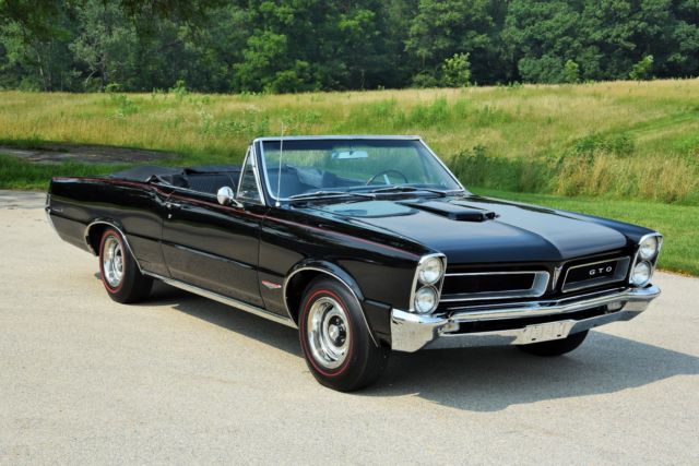 1965 Pontiac GTO Convertible - photo 2