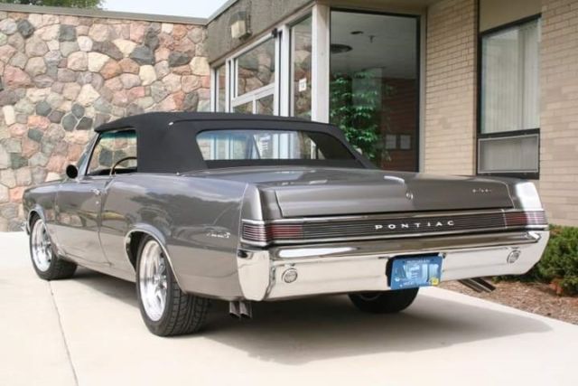 1965 Pontiac GTO Le Mans Convertible - photo 2