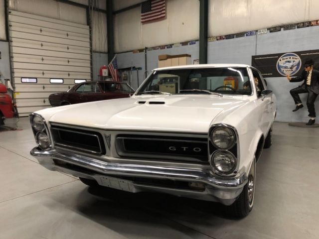 1965 Pontiac GTO -389 ENGINE-4 SPEED-VERY GOOD CONDITION- PHS DOCUM - photo 3