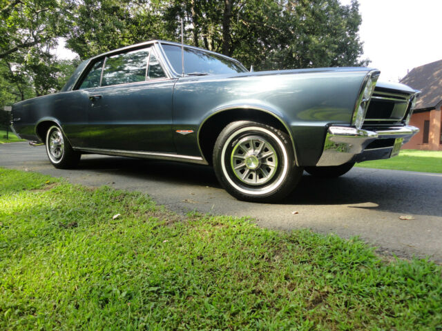 1965 Pontiac GTO Tri-Power Hardtop - photo 2