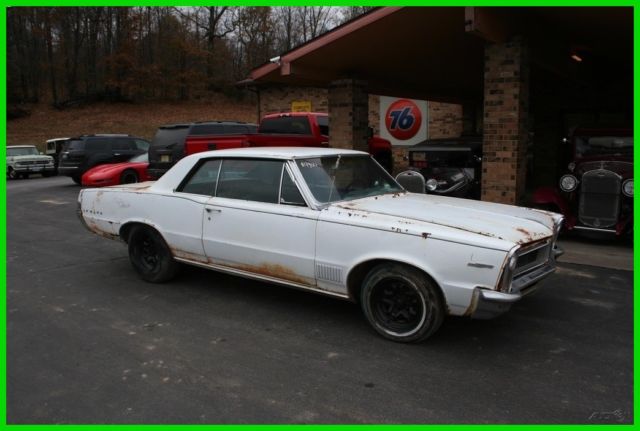 1965 PONTIAC LEMANS 2 DOOR HARDTOP NEEDS RESTORED NO RESERVE 1965 Pontiac Le Mans