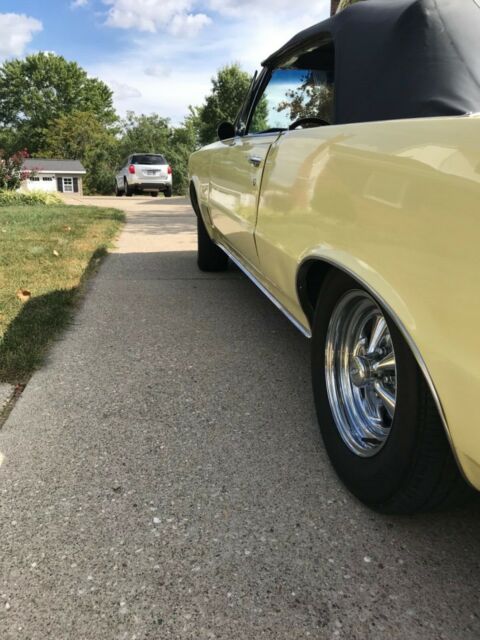 1965 Pontiac Le Mans Black vinyl - photo 7