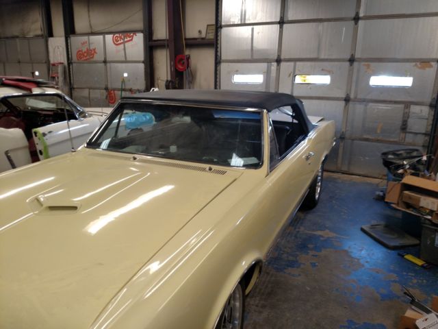 1965 Pontiac GTO Convertlible - photo 8