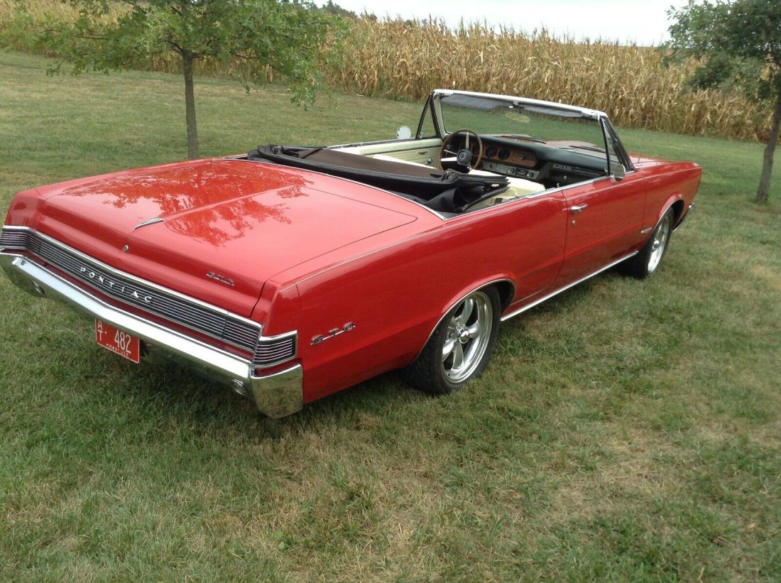 1965 Pontiac GTO Convertible - photo 3