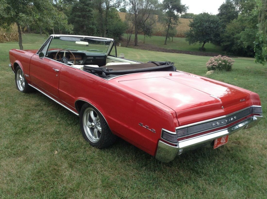 1965 Pontiac GTO Convertible - photo 4