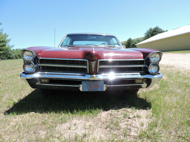 1965 Pontic Bonneville 4 door hardtop 1965 Pontiac Bonneville Black vinyl