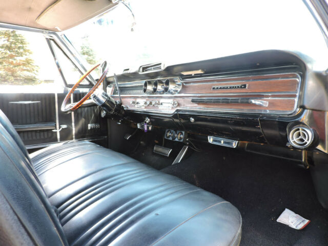 1965 Pontiac Bonneville Black vinyl - photo 13