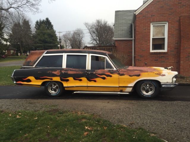 1965 Pontic bonneville ambulance with full air ride 1965 Pontiac Bonneville Ambulance