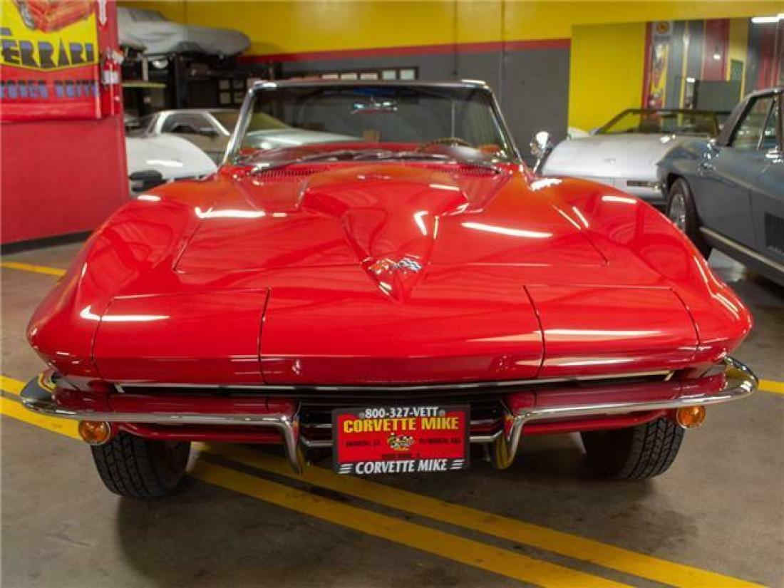 1965 Chevrolet Corvette Convertible - photo 4