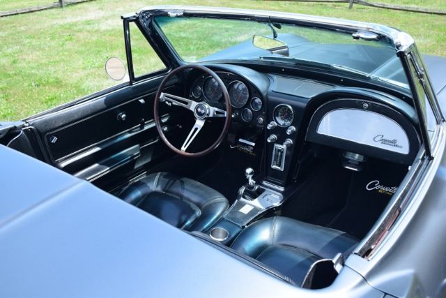1965 Chevrolet Corvette Convertible - photo 5