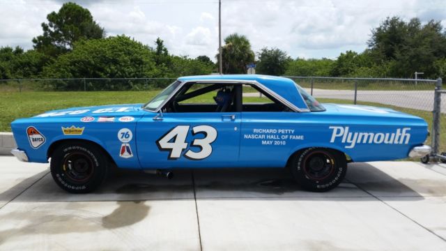 1965 Plymouth Satellite - photo 2
