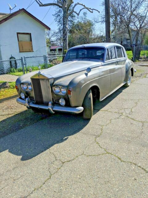 1965 Rolls Royce, fresh restoration, Has Chevy V8 conversion, Great Limo Car 1965 Rolls-Royce Silver Cloud