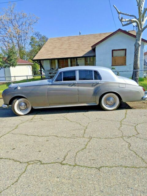 1965 Rolls-Royce Silver Cloud - photo 4