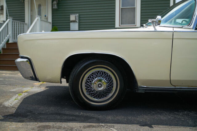 1965 Chrysler Imperial Sedan - photo 5