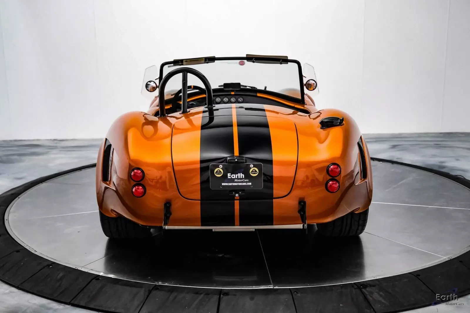 1965 Shelby Backdraft Cobra Coyote RT4 Black Edition - photo 12