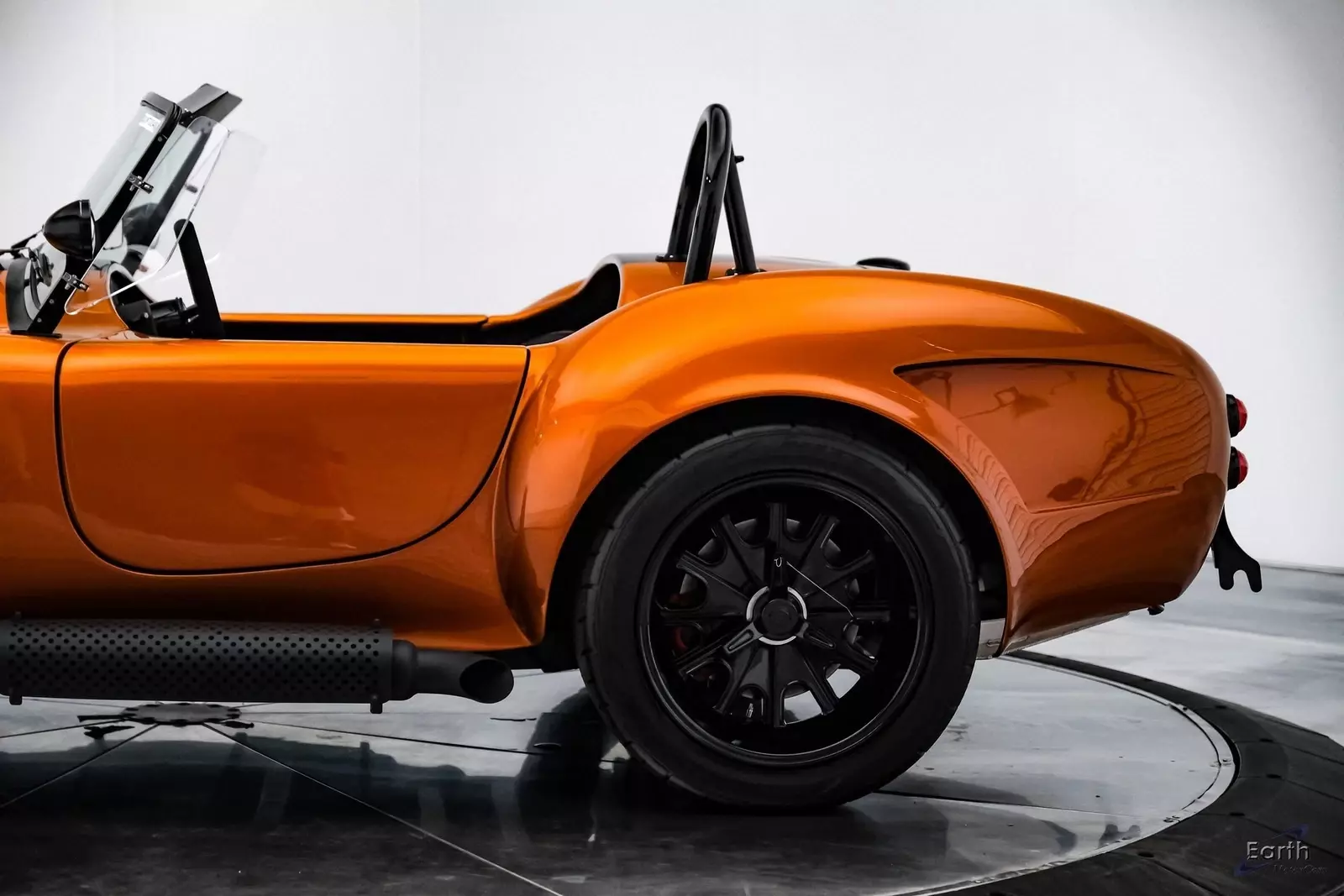 1965 Shelby Backdraft Cobra Coyote RT4 Black Edition - photo 8