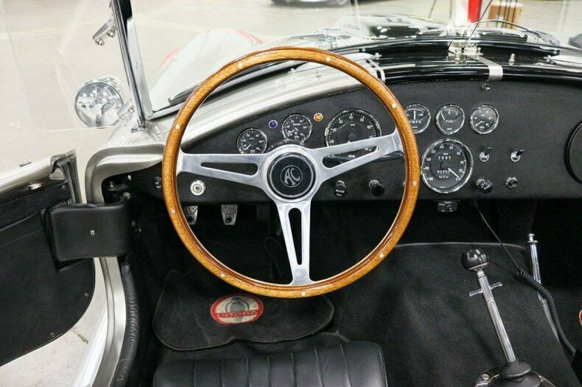 1965 Shelby Cobra - photo 12