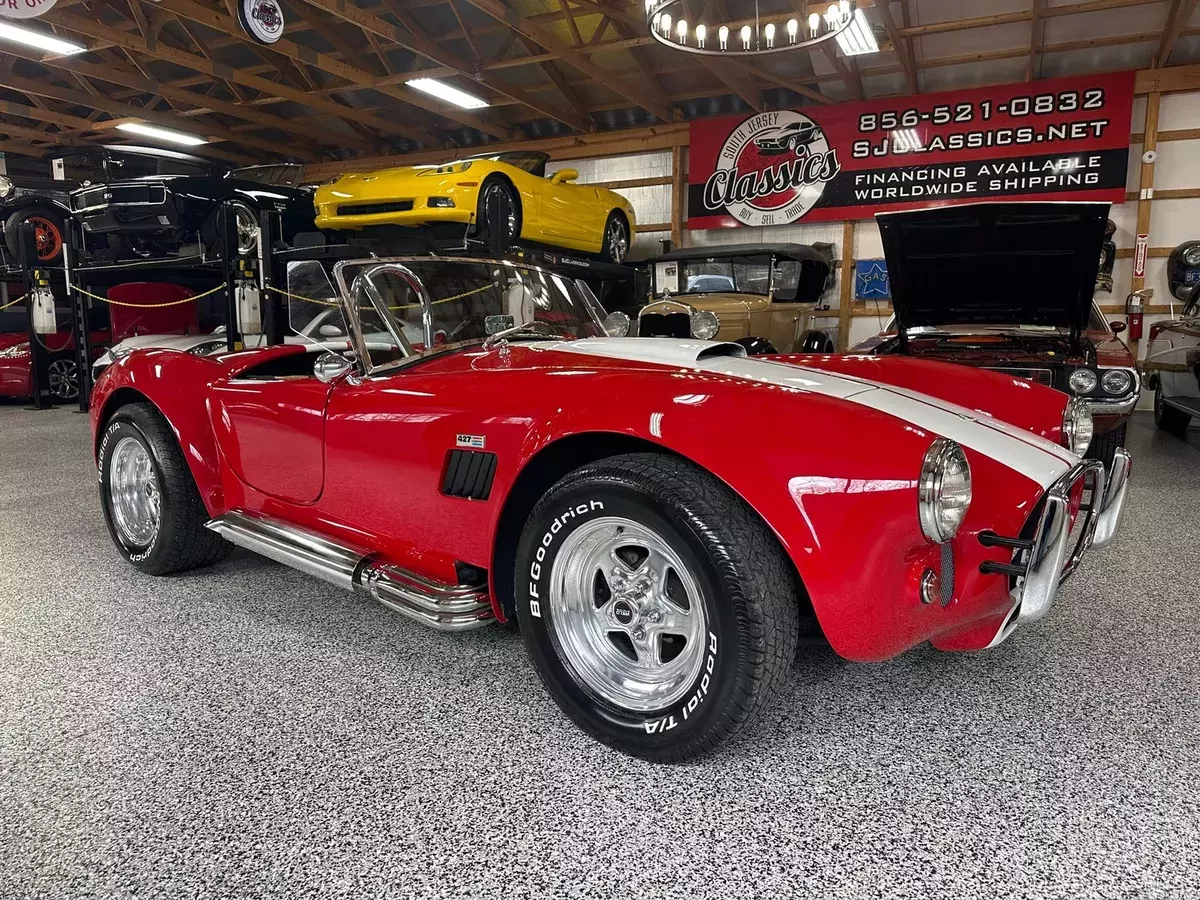 1965 Shelby Cobra 351 V8 4spd Replica Red/White 1965 Shelby Cobra 351 V8 4spd Replica Red/White