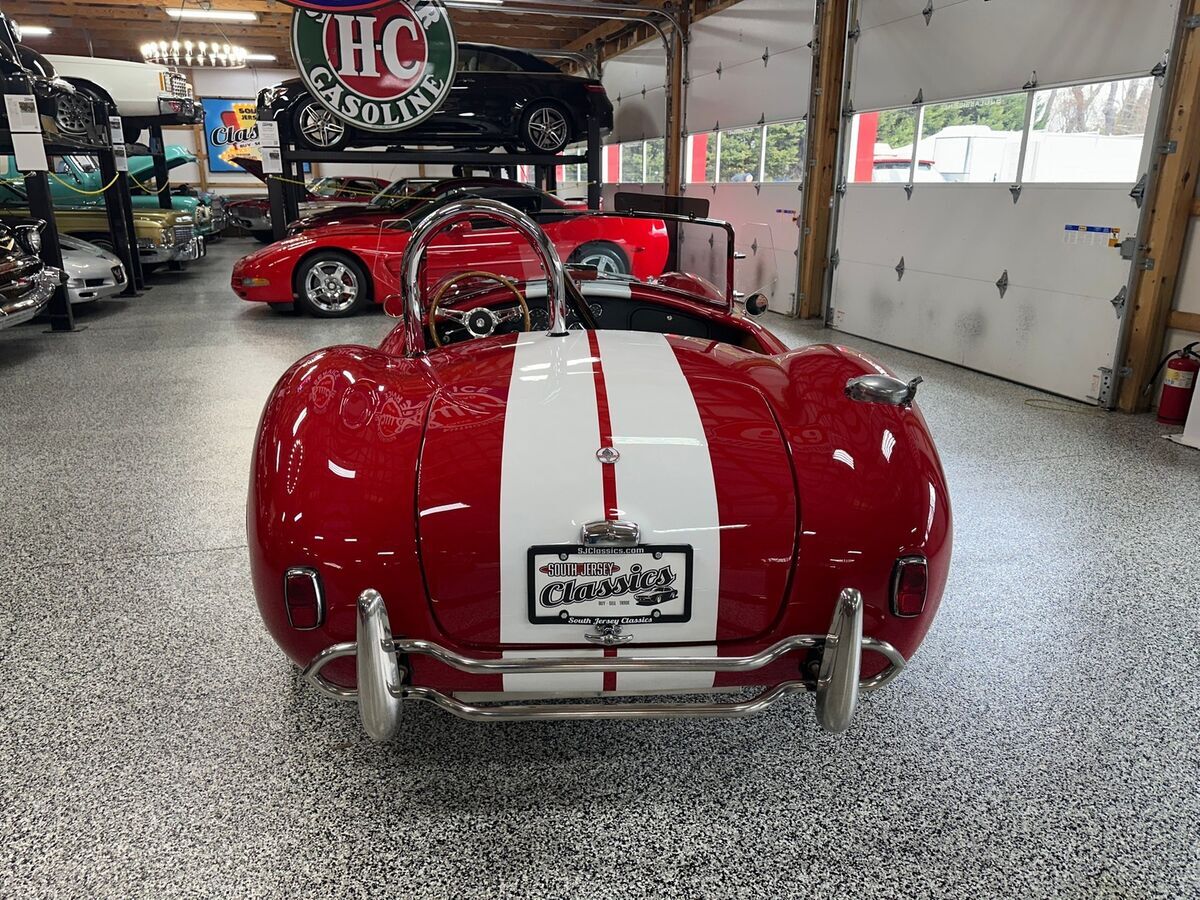 1965 Shelby Cobra 351 V8 4spd Replica Red/White - photo 5