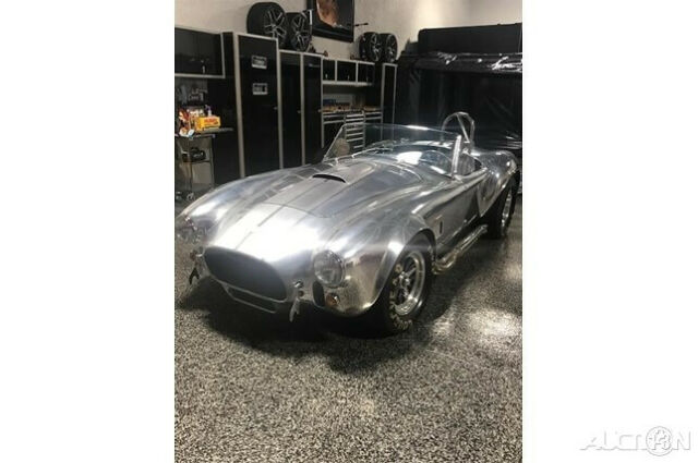 1965 Shelby Cobra 427 Original 50th Anniversary Edition 99 Miles - photo 10