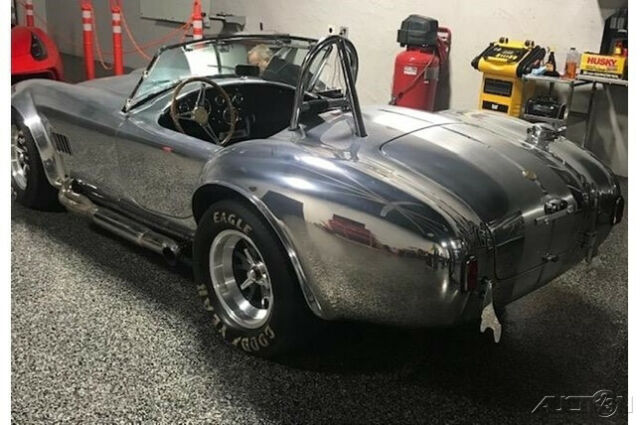 1965 Shelby Cobra 427 Original 50th Anniversary Edition 99 Miles - photo 5