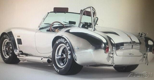 1965 Shelby Cobra 427 Original 50th Anniversary Edition 99 Miles - photo 8