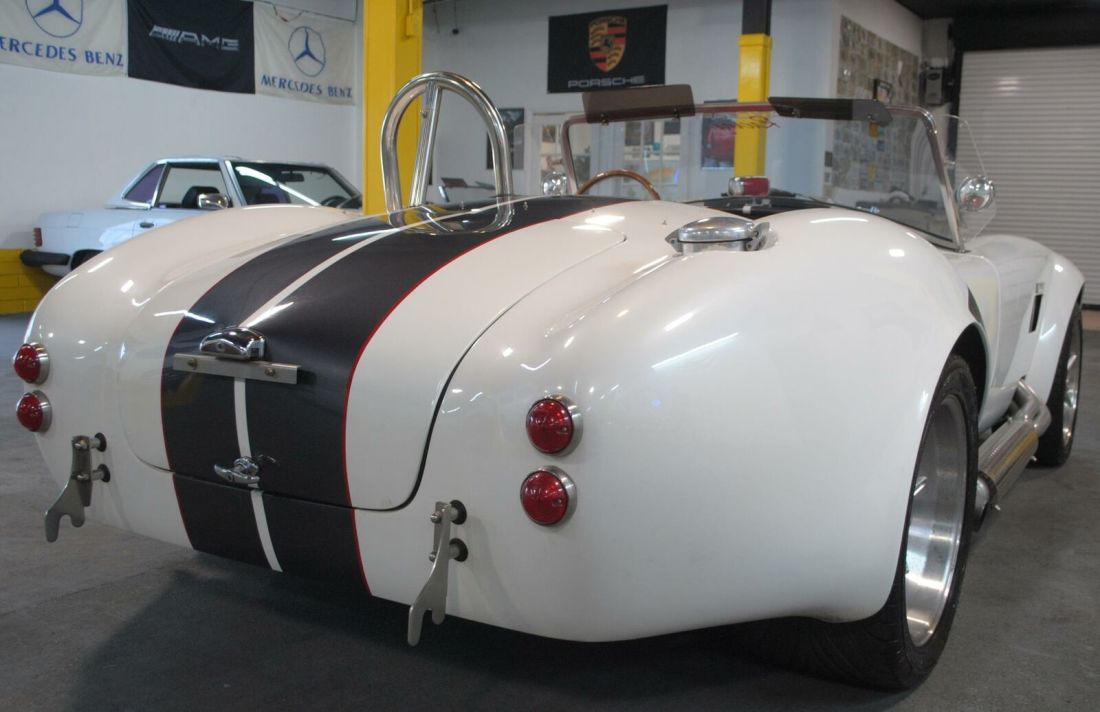 1965 Shelby Cobra Replica Roadster - photo 5