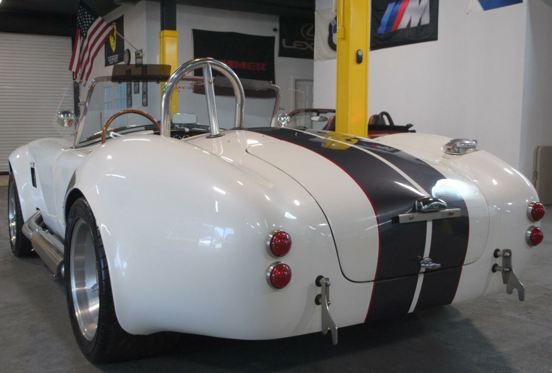 1965 Shelby Cobra Replica Roadster - photo 7