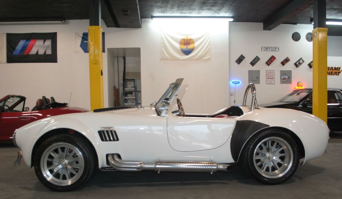 1965 Shelby Cobra Replica Roadster - photo 9