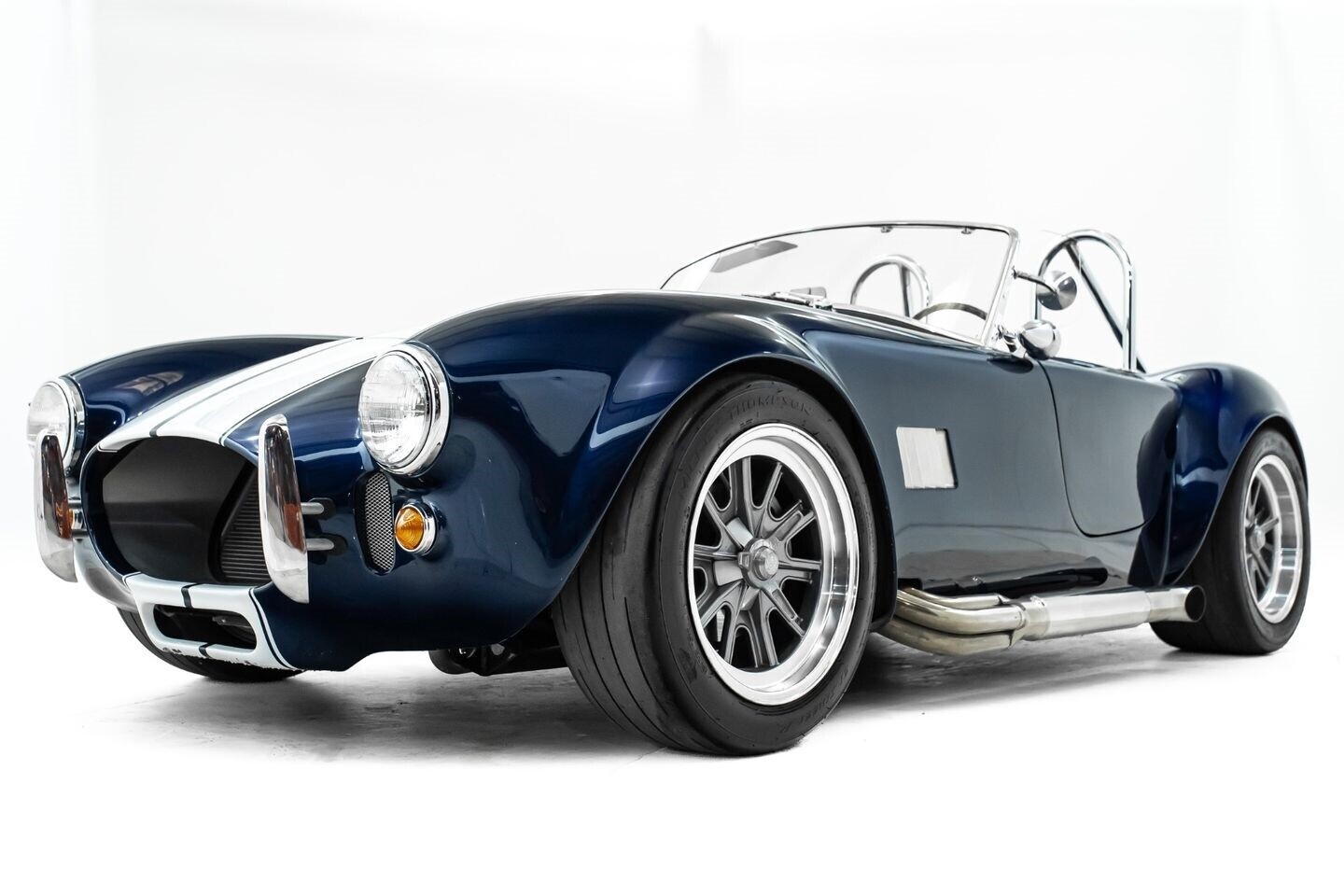 1965 Shelby Cobra 5.0 Coyote Swapped Built by Factory Five - photo 8