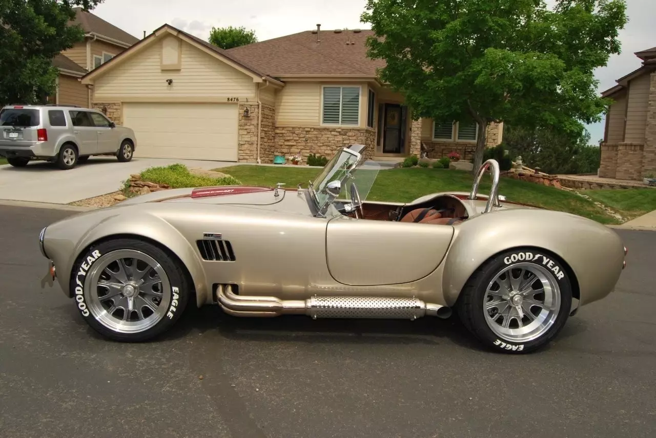 1965 Shelby Cobra Backdraft Racing RT4 - Stunning Color Combo! - photo 6