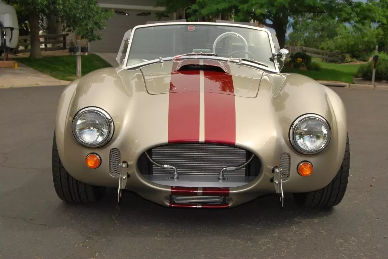 1965 Shelby Cobra Backdraft Racing RT4 - Stunning Color Combo! - photo 9