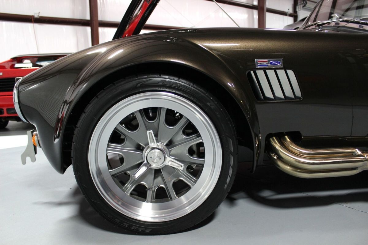 1965 Shelby Cobra Backdraft Replica - photo 8