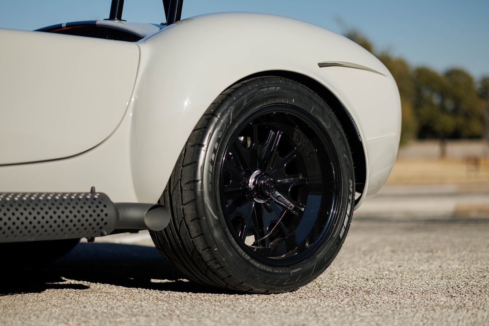 1965 Shelby Cobra Backdraft RT4 5.0 Coyote GT Body - photo 8