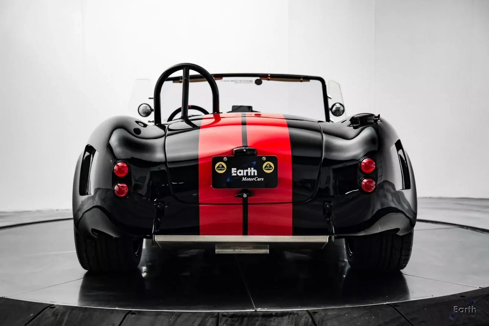 1965 Shelby Cobra Backdraft RT4 Black Edition - Coyote 5.0 - photo 9