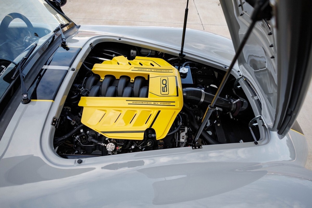 1965 Shelby Cobra Backdraft RT4 Coyote Black Series - photo 3