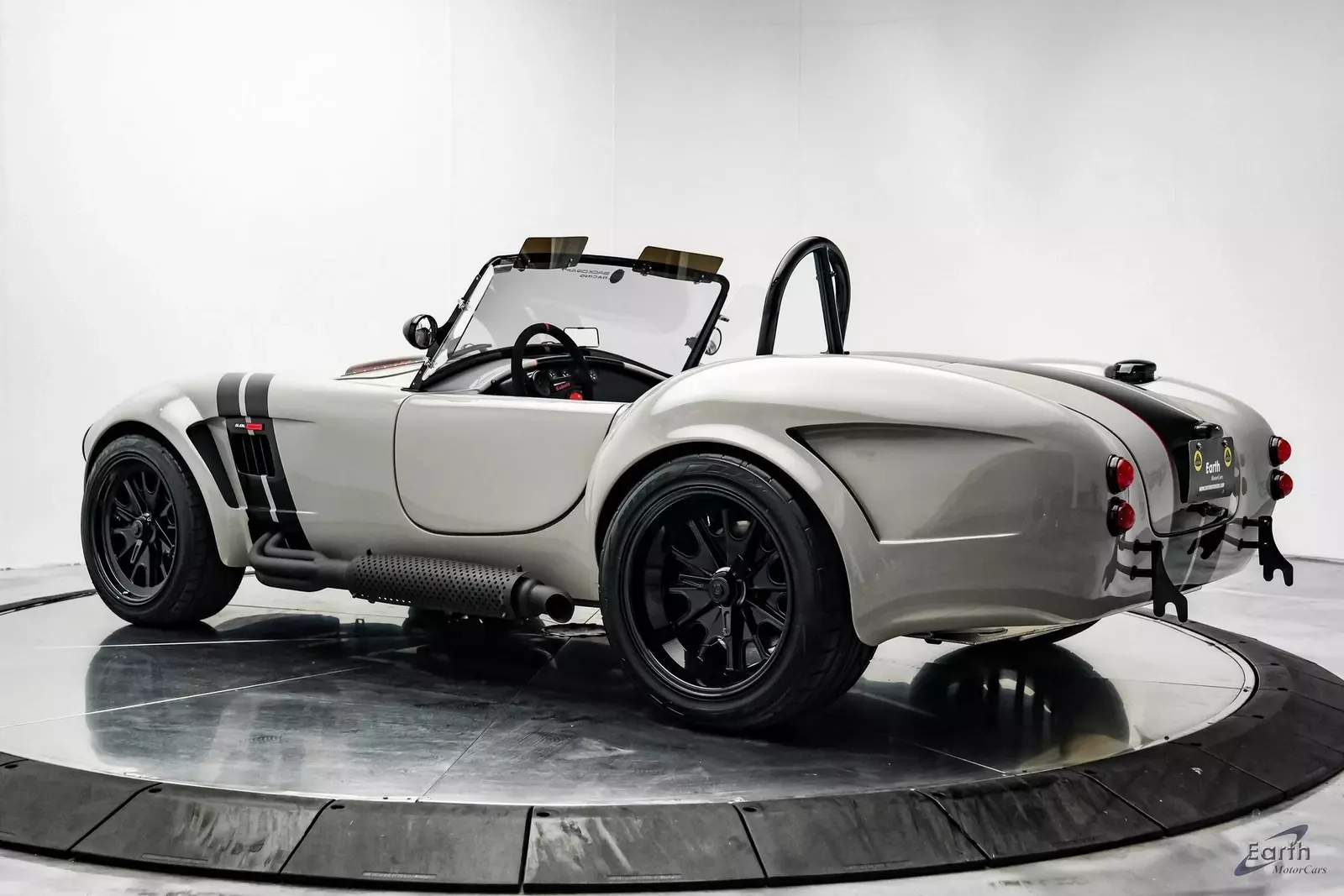 1965 Shelby Cobra Backdraft RT4 Coyote Gen 4 - photo 9