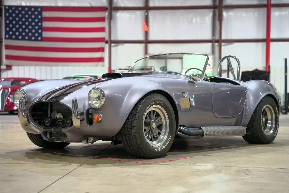 1965 Shelby Cobra Everett-Morrison Replica