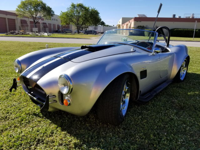 1965 Shelby Cobra FACTORY FIVE MKII - photo 2