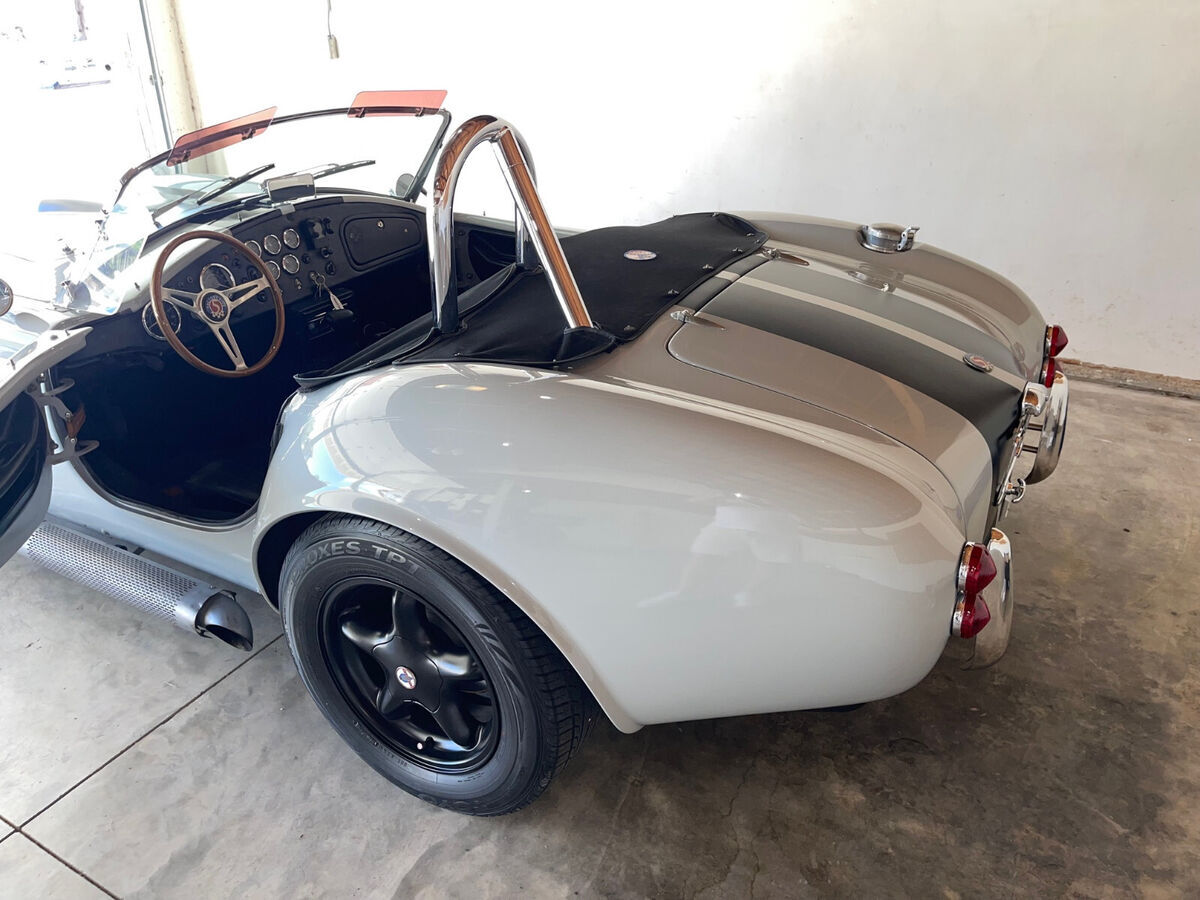 1965 Shelby Cobra Factory Five Replica - photo 12